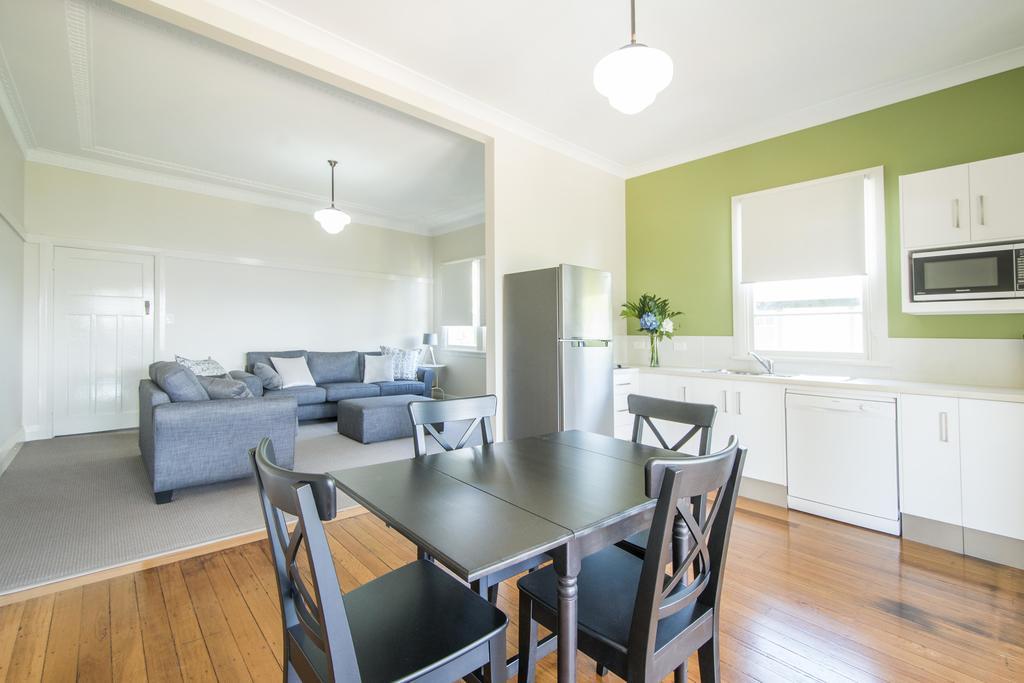 Victoria Street Apartments Grafton Room photo